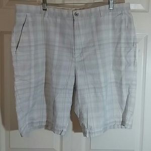 Calvin Klein Mens Striped Shorts Sz 40